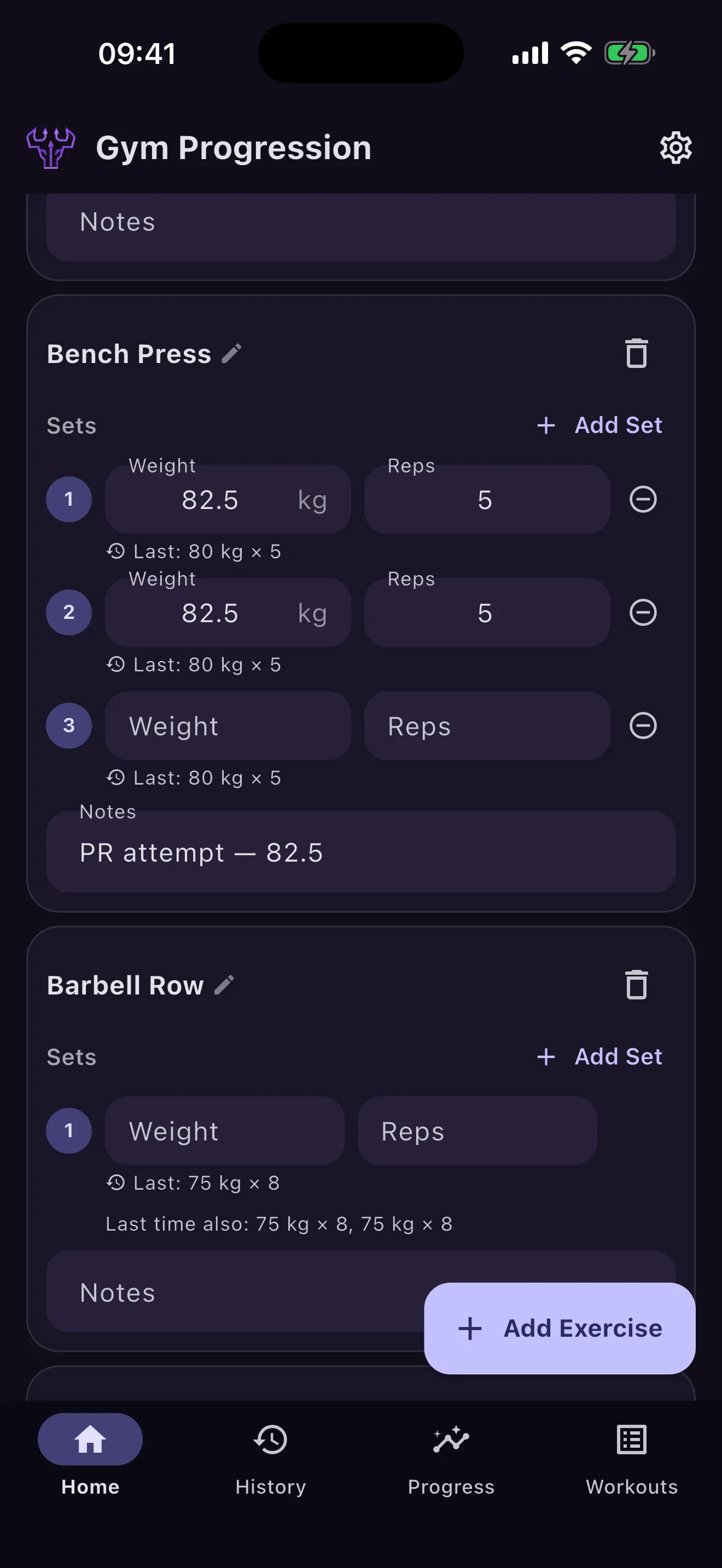 Workout log with weight and reps per set and the previous session shown under each set